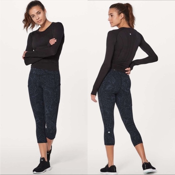 lululemon athletica Pants - Lululemon- Speed Up Crop 21’ in Nouveau Mach Blue Black- 4